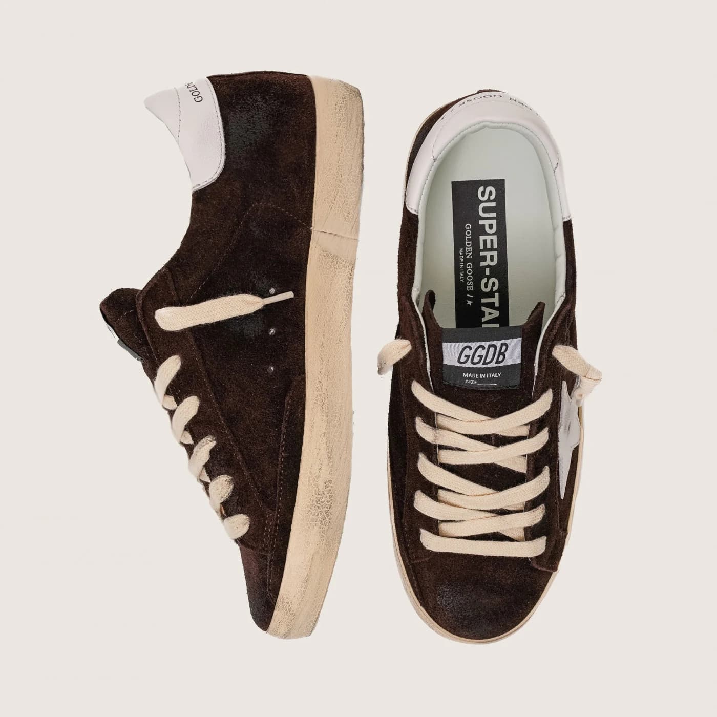 Мужские кеды Golden Goose Super Star / Замша коричневая / белая зв цена 24 912 ₽ фото и описание в каталоге сайта goldengoose.moscow, фото 3