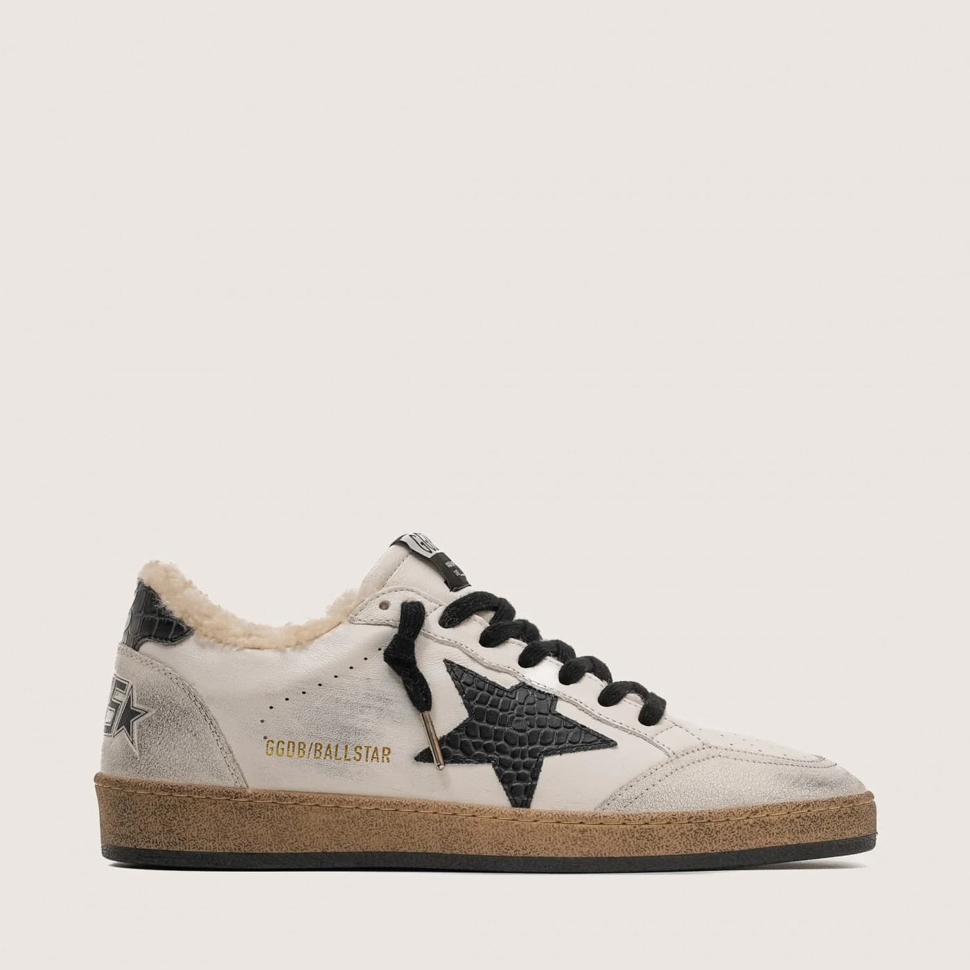 Мужские кеды Зимние Golden Goose Ball Star / Белые / питон зв цена 28 101 ₽ фото и описание в каталоге сайта goldengoose.moscow