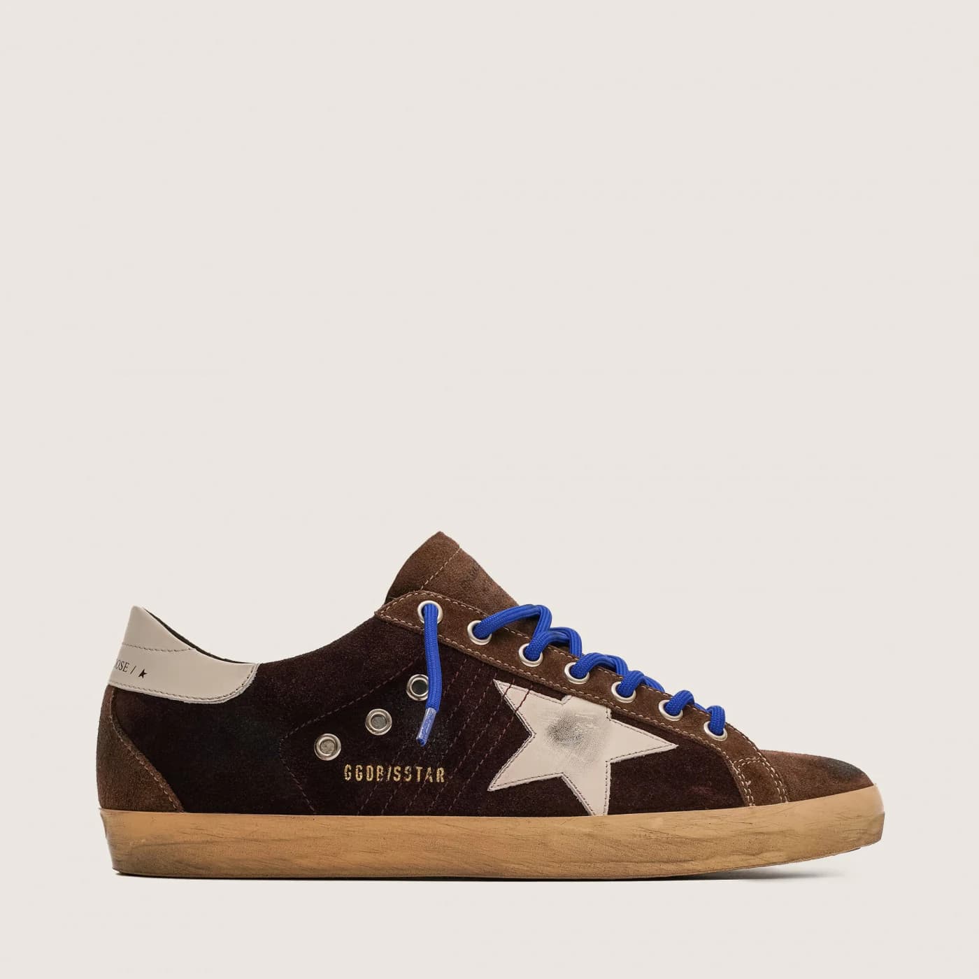 Мужские кеды Golden Goose Super Star / Замша винная / синие шнурки цена 24 811 ₽ фото и описание в каталоге сайта goldengoose.moscow
