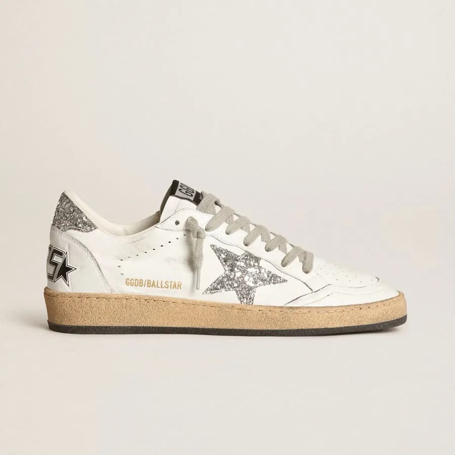 Женские кеды Golden Goose Ball Star / Glitter star / Серебро звезда цена 24 677 ₽ фото и описание в каталоге сайта goldengoose.moscow