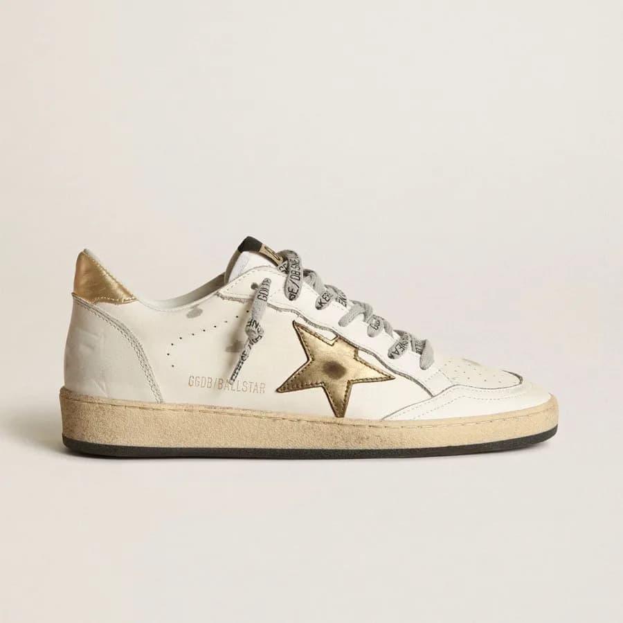 Женские кеды Golden Goose Ball Star / Gold star / Золотые ЯРКИЕ цена 24 604 ₽ фото и описание в каталоге сайта goldengoose.moscow