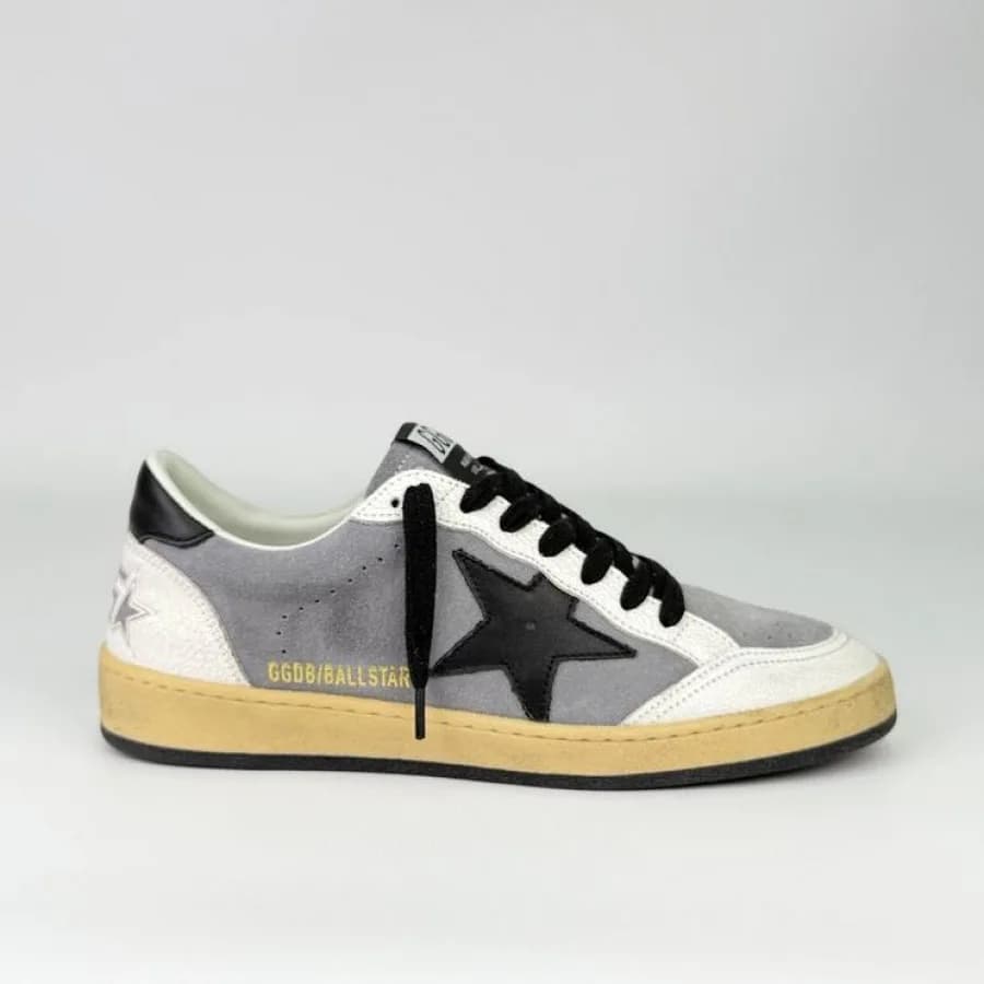Женские кеды Golden Goose Ball Star / Gray nappa black suede star / Сер чер звез цена 24 814 ₽ фото и описание в каталоге сайта goldengoose.moscow