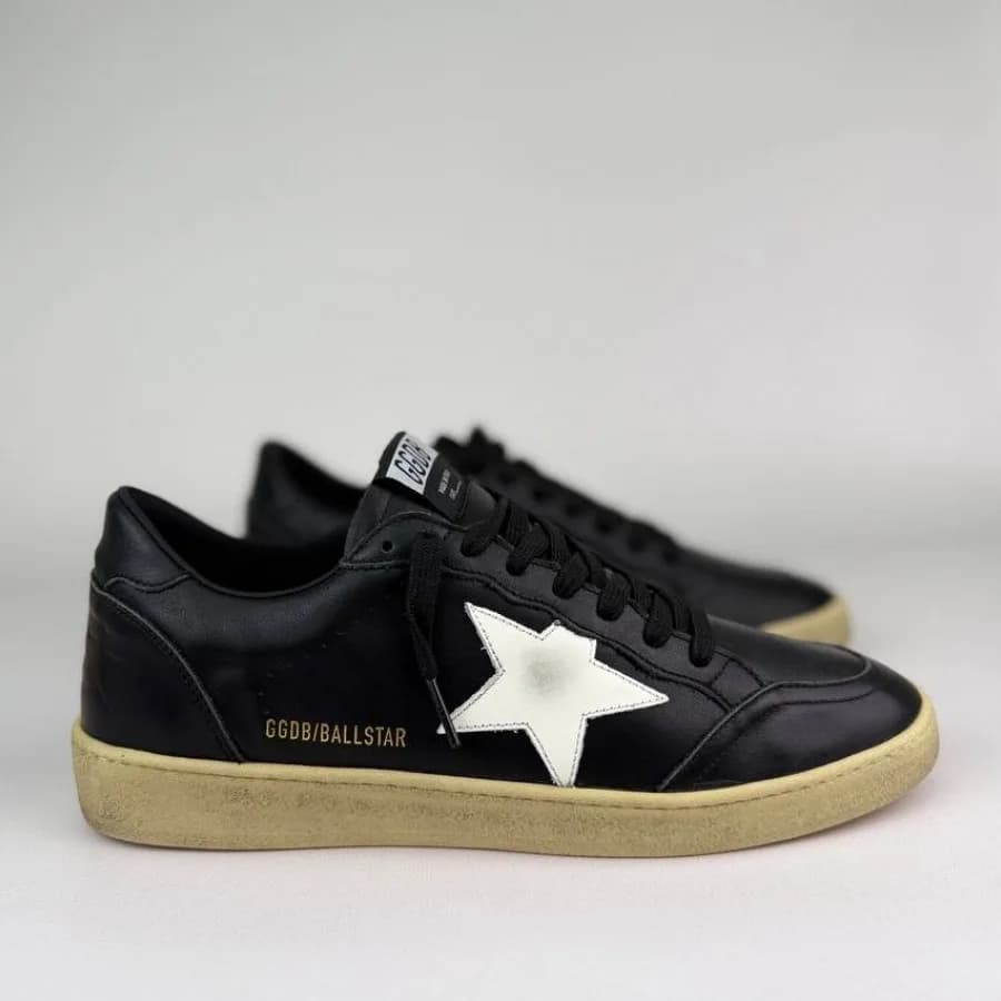 Мужские кеды Golden Goose Ball Star / Черные белая звезда цена 25 106 ₽ фото и описание в каталоге сайта goldengoose.moscow