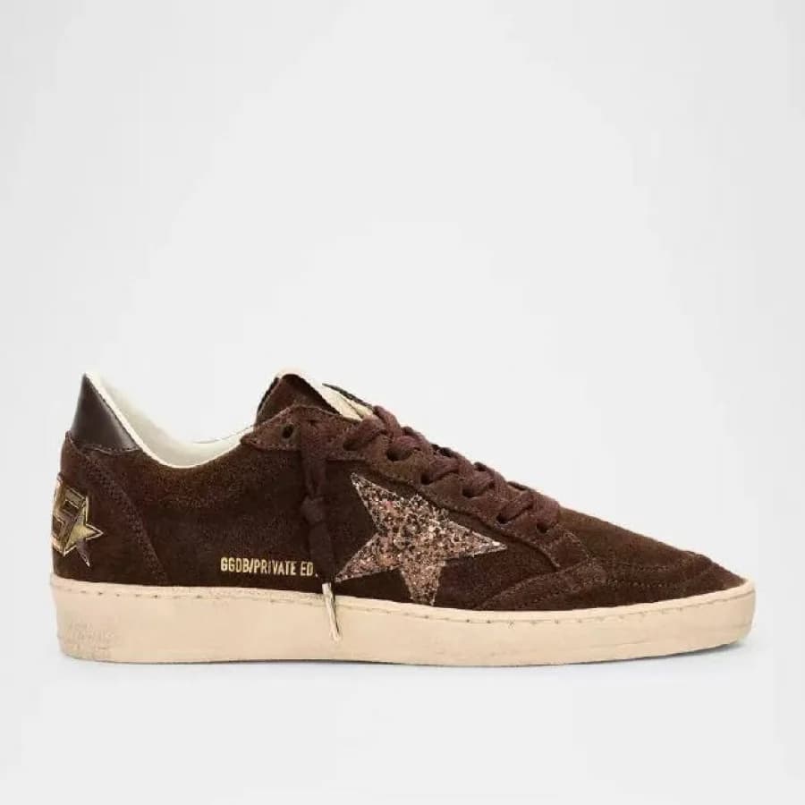 Женские кеды Golden Goose Ball Star / Замша коричневая цена 25 152 ₽ фото и описание в каталоге сайта goldengoose.moscow