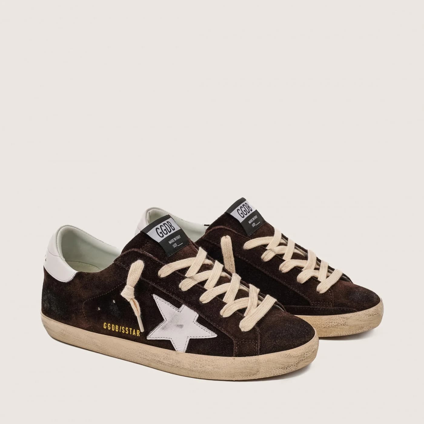 Женские кеды Golden Goose Super Star / Замша коричневая / белая звезда цена 24 526 ₽ Женские кеды Golden Goose Super Star / Замша коричневая / белая звезда цена 24 526 ₽ фото и описание в каталоге сайта goldengoose.moscow, фото 3