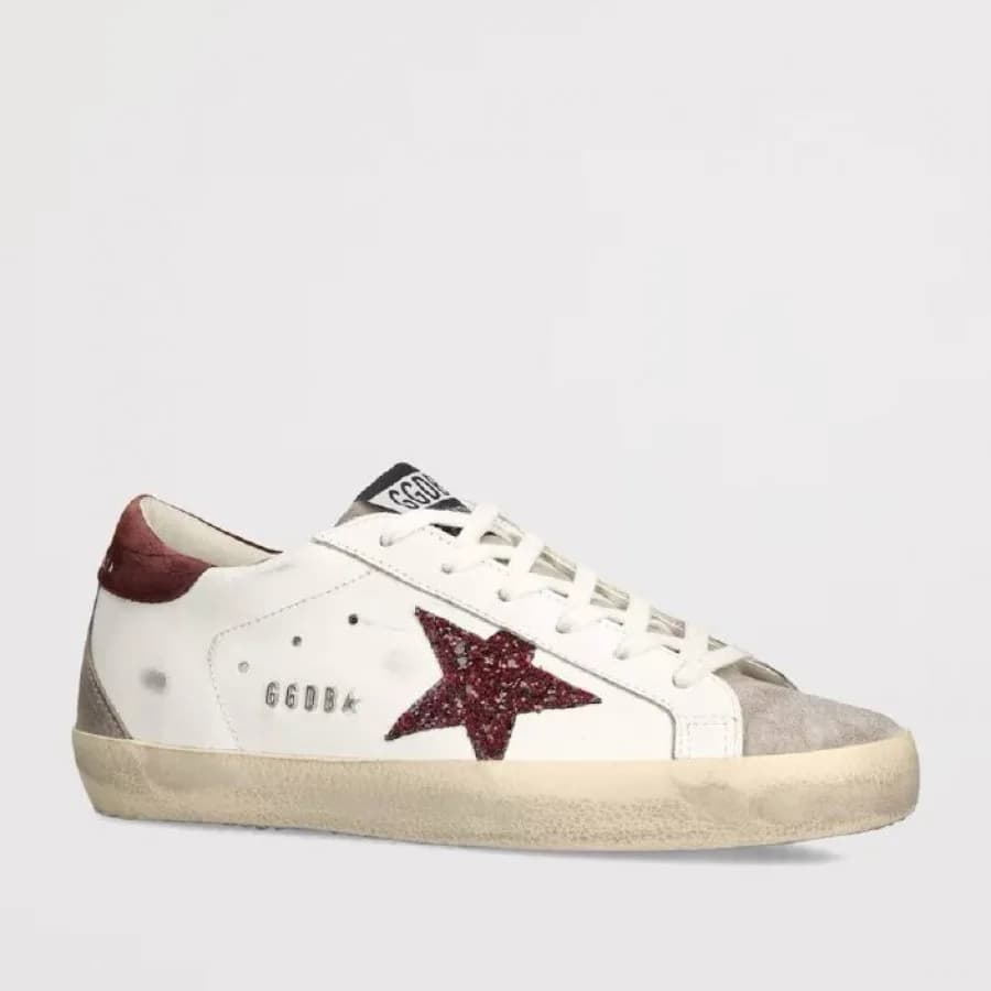 Женские кеды Golden Goose Super Star / Бордо звезда / бордо пятка цена 24 519 ₽ Женские кеды Golden Goose Super Star / Бордо звезда / бордо пятка цена 24 519 ₽ фото и описание в каталоге сайта goldengoose.moscow, фото 2