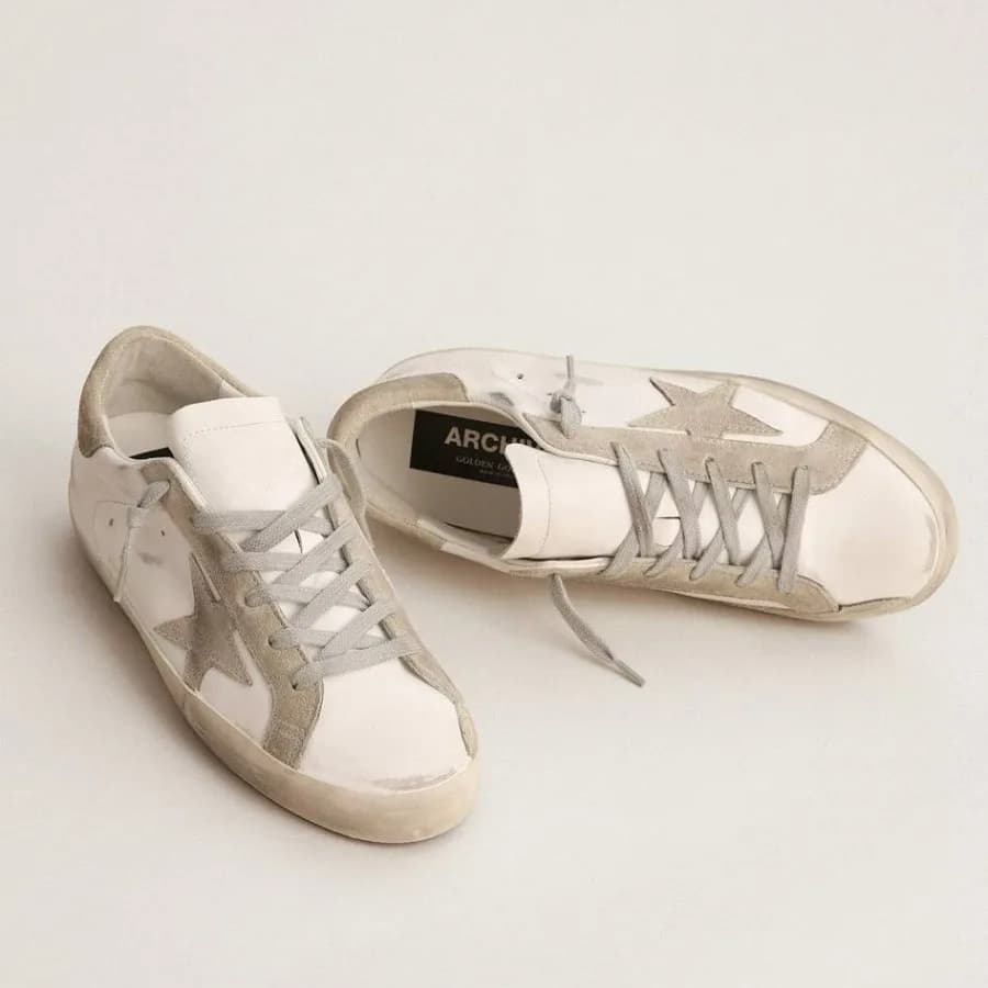 Женские кеды Golden Goose Super Star / Серая звезда / серая пятка цена 25 341 ₽ Женские кеды Golden Goose Super Star / Серая звезда / серая пятка цена 25 341 ₽ фото и описание в каталоге сайта goldengoose.moscow, фото 2