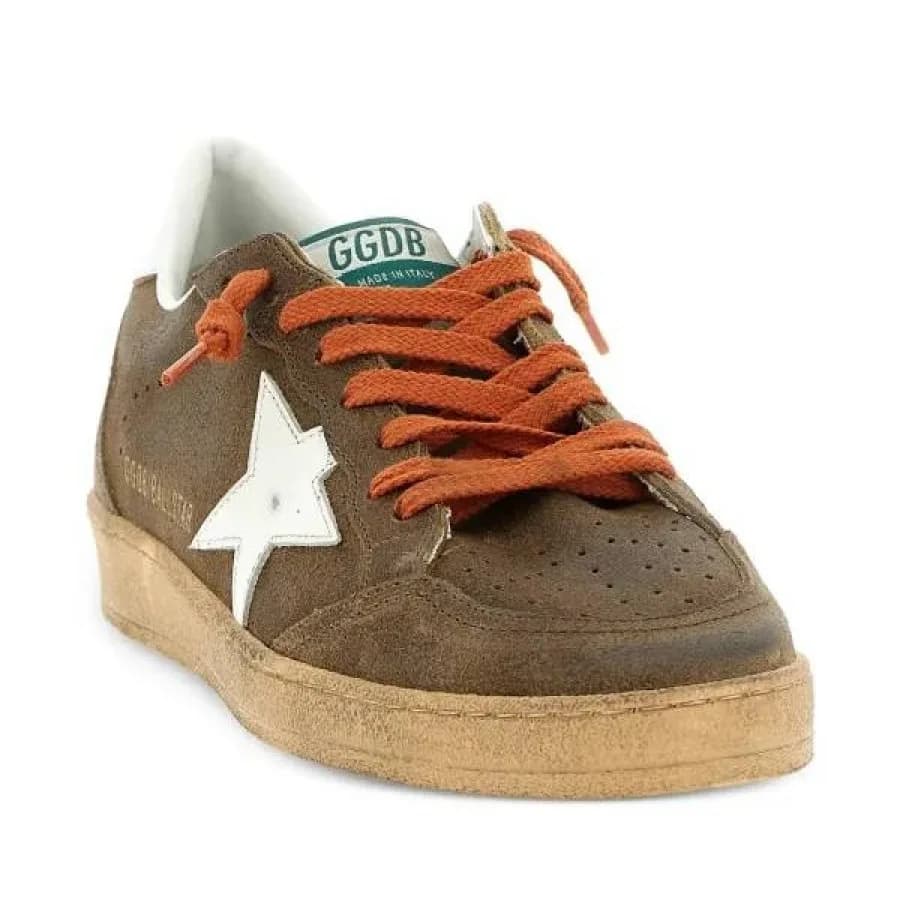 Женские кеды Golden Goose Ball Star / Замша коричневая / оранжевые шнурки цена 25 435 ₽ Женские кеды Golden Goose Ball Star / Замша коричневая / оранжевые шнурки цена 25 435 ₽ фото и описание в каталоге сайта goldengoose.moscow, фото 2